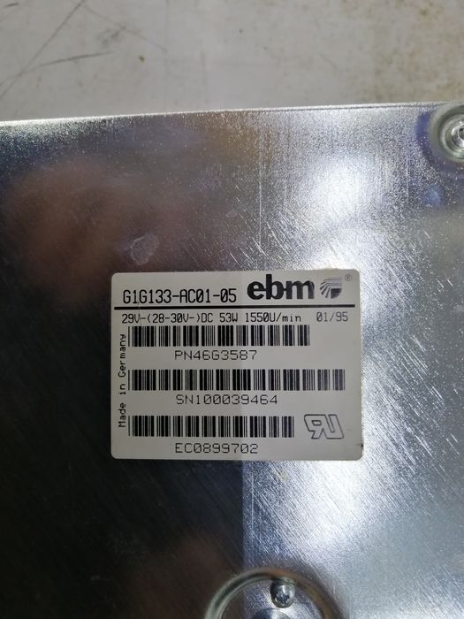 Ventilatoare metalice de putere mare.