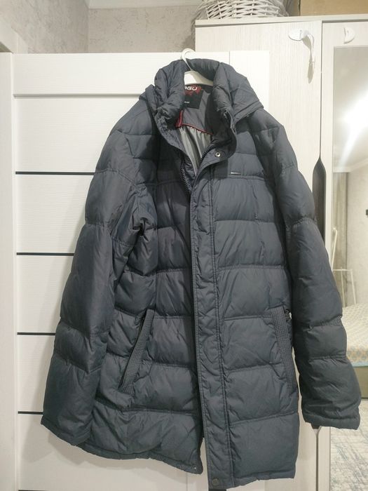 Срочно продам мужской пуховик