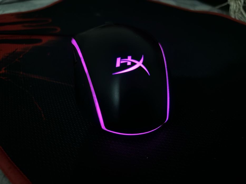 продам мышку Hyper x pulsefire surge