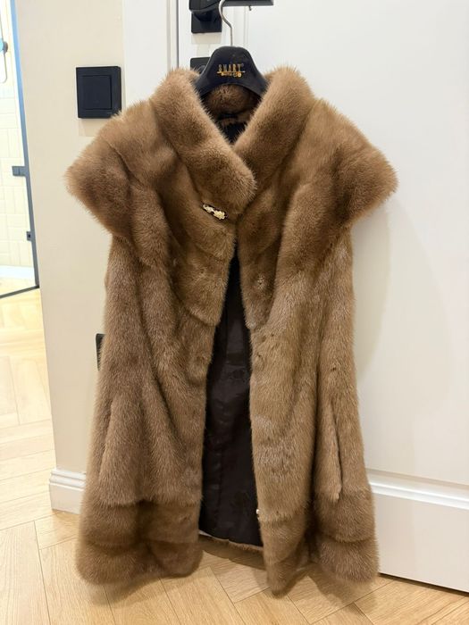 Продам шубу в отличном состояние