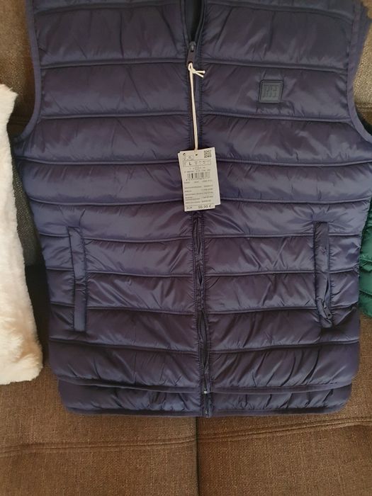 Vand veste barbati noi originale Pedro del Hierro