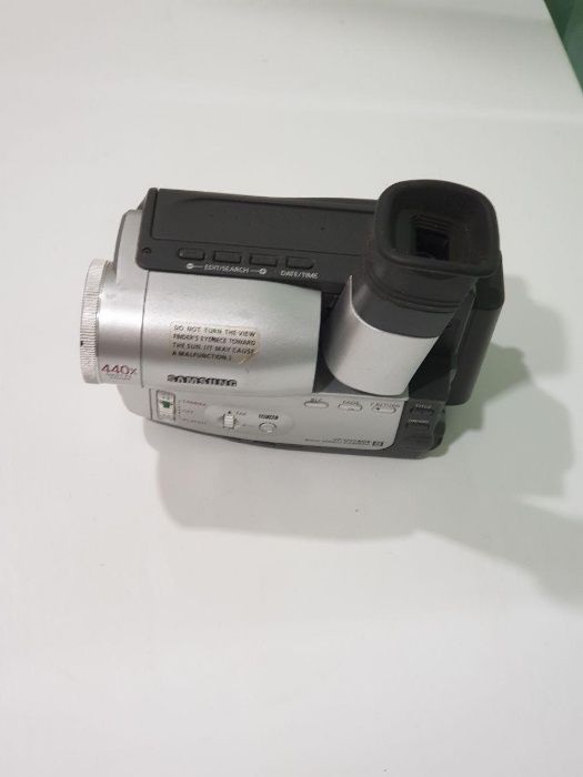 Видео-Камера Samsung, кассетная VP M50 PAL