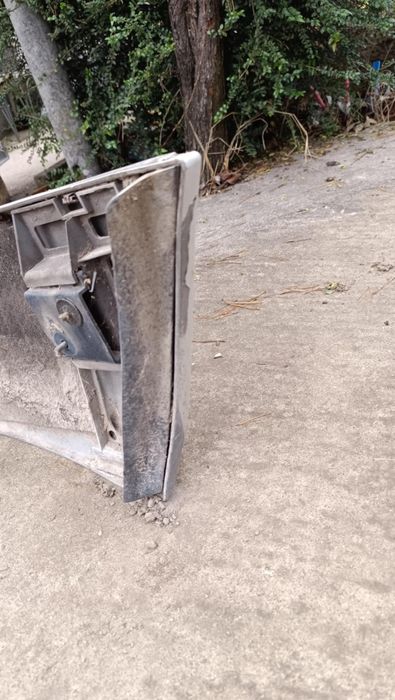 Задна броня W124 Mercedes комби