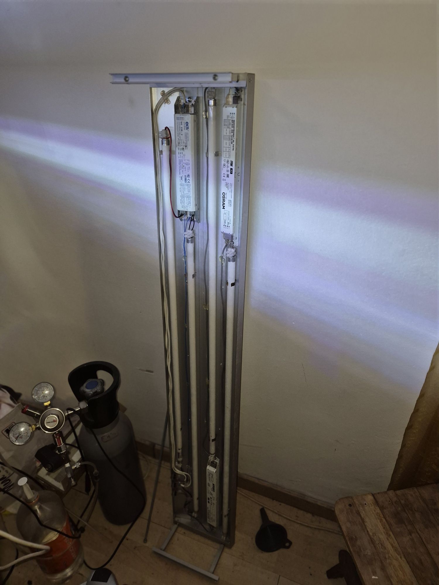 Acvariu 240litri complet