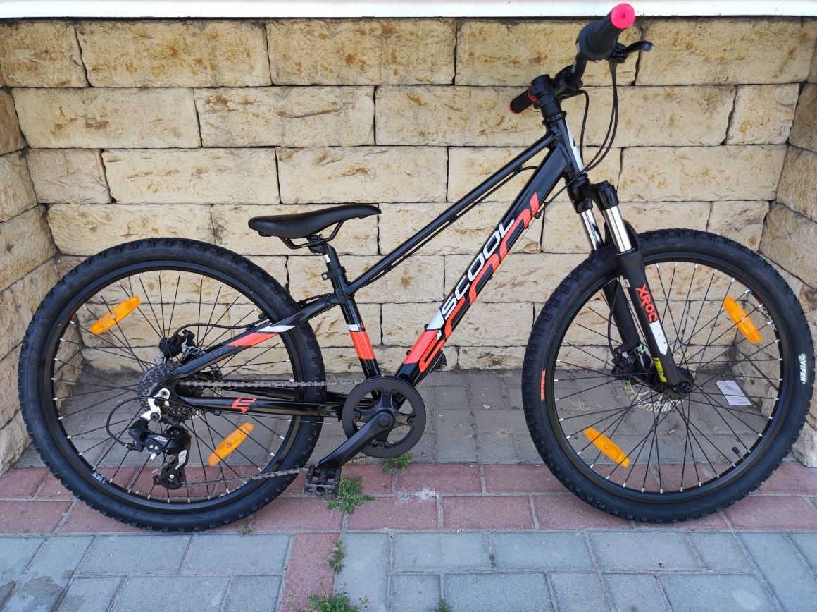 S'cool Xroc 24" disc - Втора употреба 
24" Алуминиева рамка 31см.
Хидр