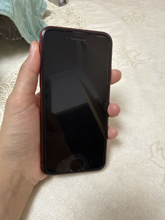 iPhone SE 2020 продам