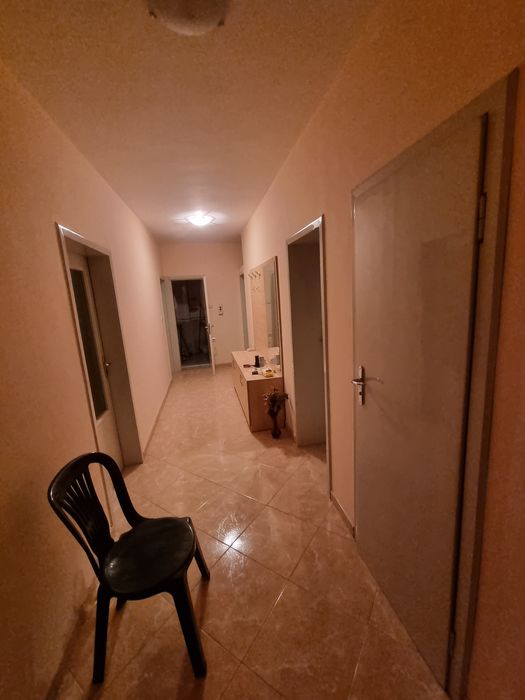 Продава се Четиристаен апартамент в Плевен, Идеален център - 106 кв.м за 1406 €/кв.м - Снимка #10