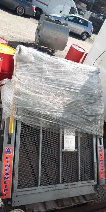 Рампа за бус инвалидна, смъкната от спринтер 2010.г.