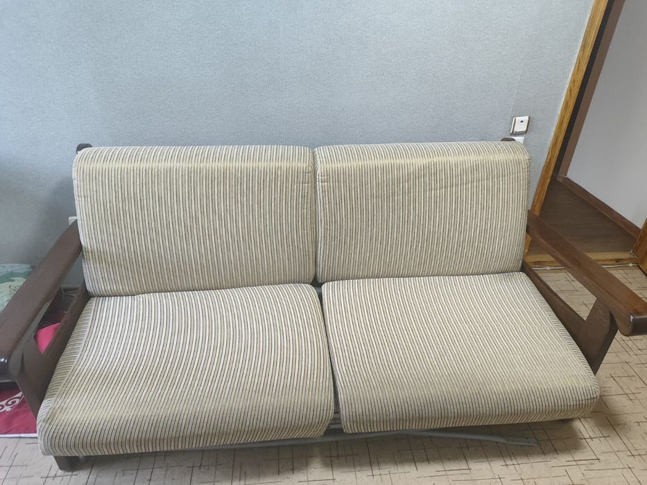 Диван раскладной.