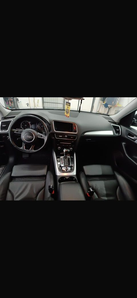 Vând Audi Auto, moto și ambarcațiuni Autoturisme