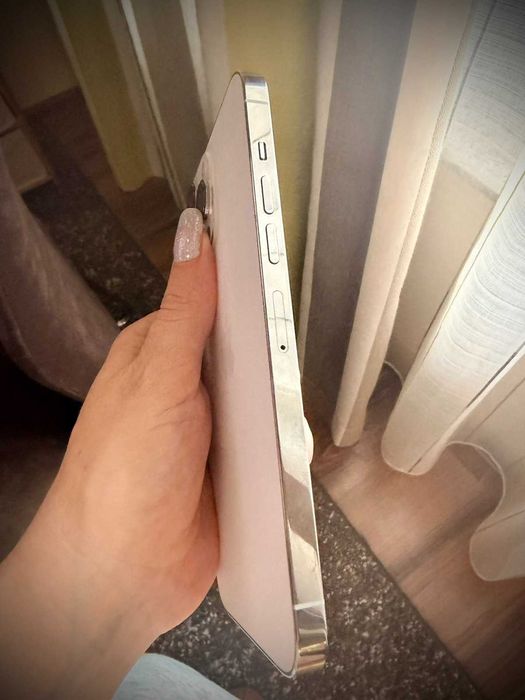 Продавам iPhone 13 Pro Max – Silver – 128 GB