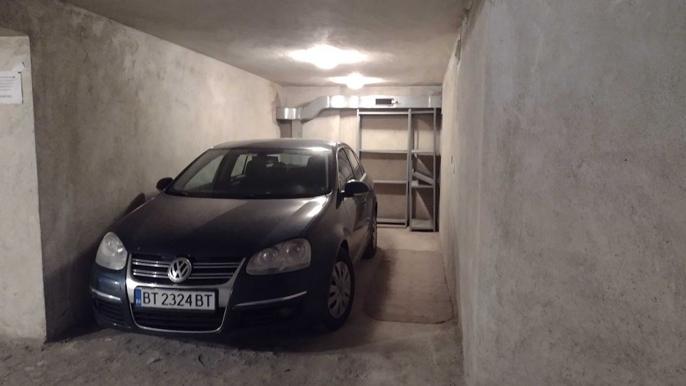 Подземно паркомясто Варна