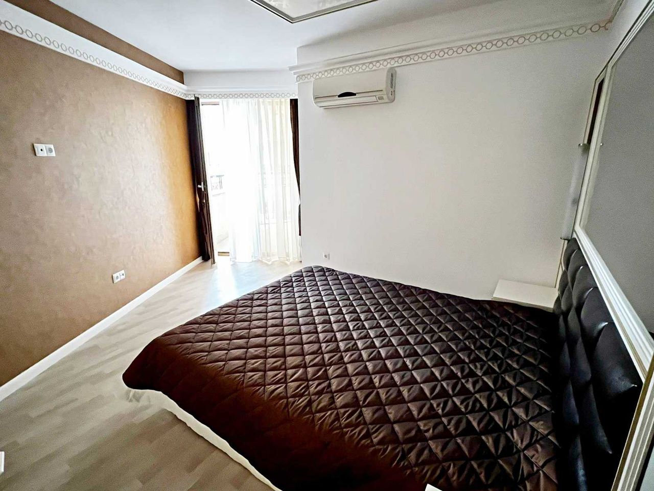 Продава се Двустаен апартамент в к.к. Слънчев бряг - 92 кв.м за 1794 €/кв.м - Снимка #10