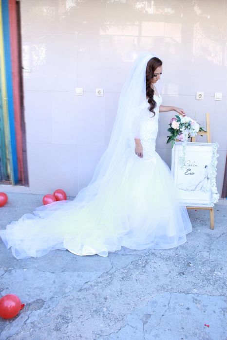 Булчинска рокля……