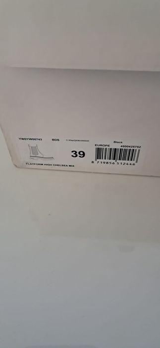 Vand ghete originale noi Calvin Klein Jeans!!