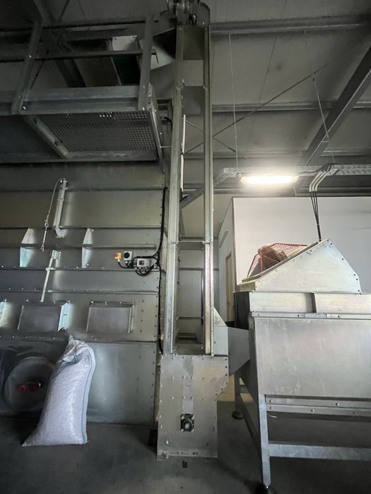 Linie spălat si uscat nuci