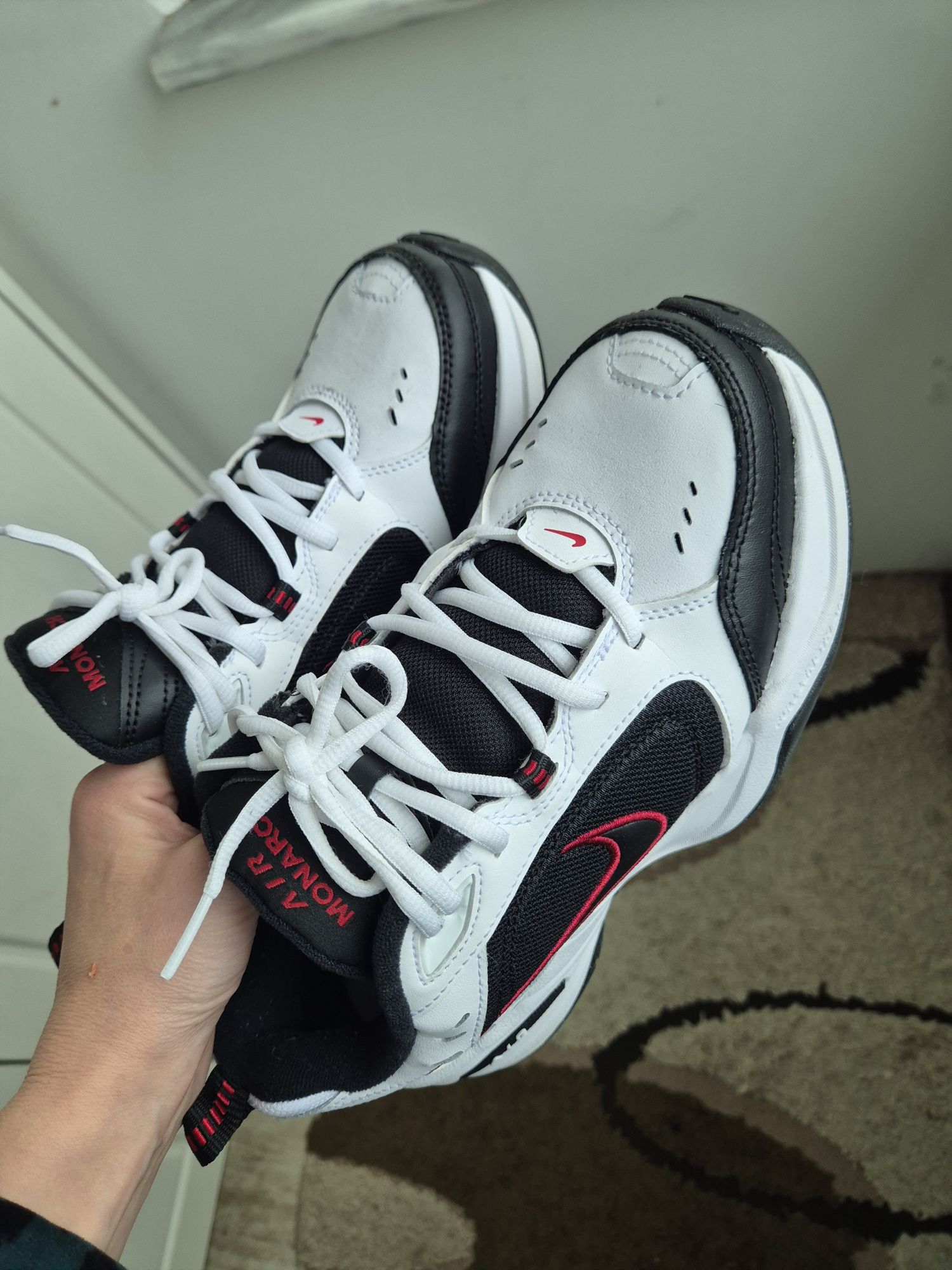 NIKE AIR MONARCH. Оригинални маратонки 41 номер