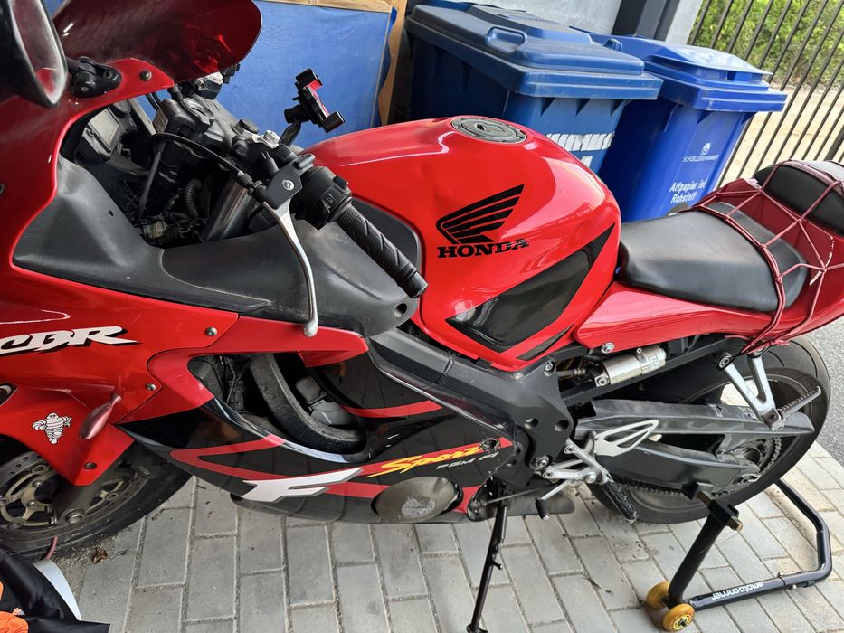 Honda CBR F4i sport 2001 injectie
