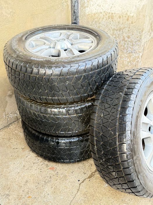 Шини болони зимние с дисками лексус 470