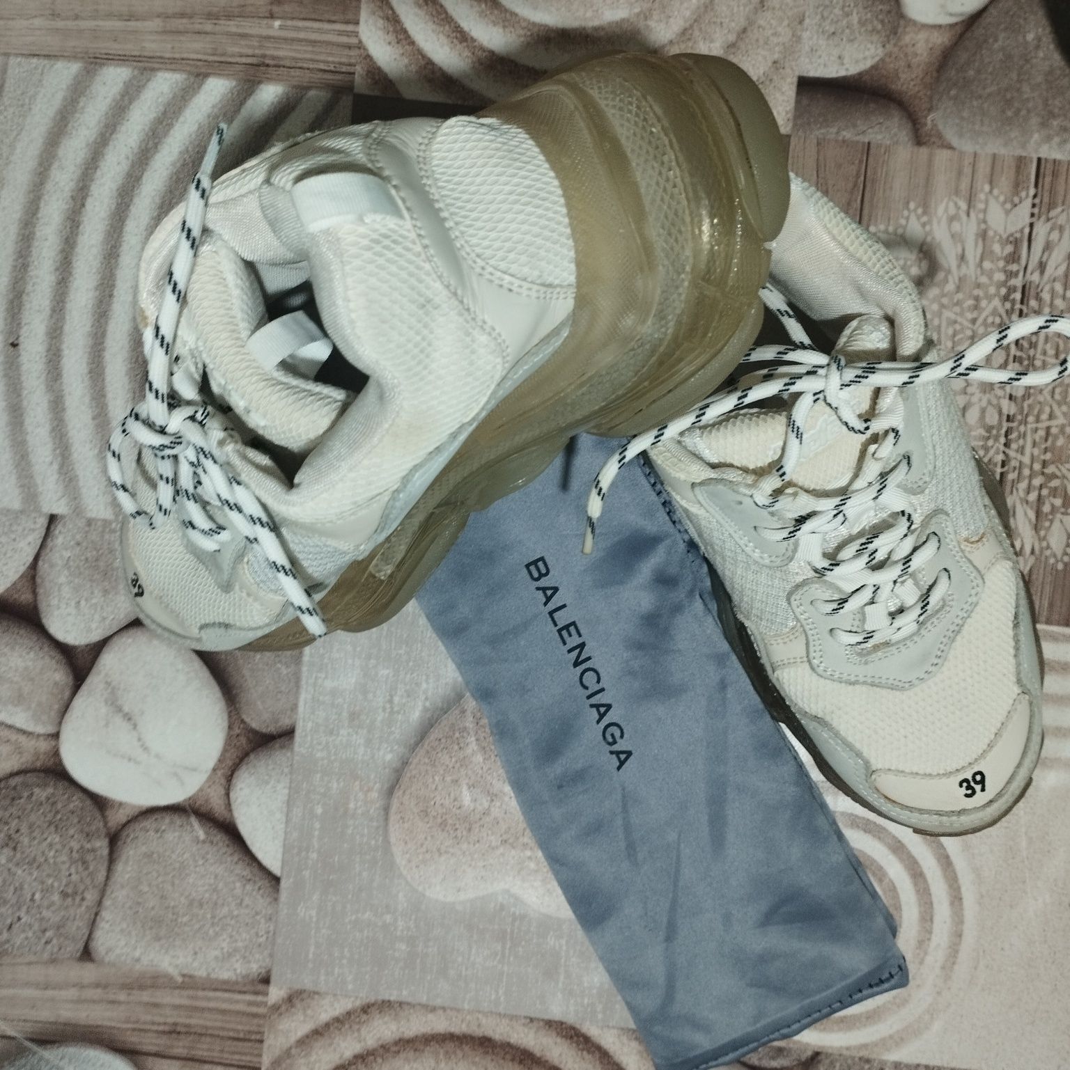 Продаётся Balenciaga Triple S Sneaker Clearsole производство Италия