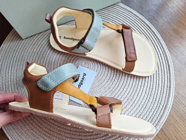Нови сандали/кецове на марките Primigi, Clarks, Bundgaard - н. 35