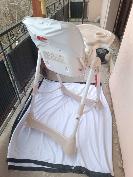 Детски стол за хранене Chipolino (с пухена седалка и табла)