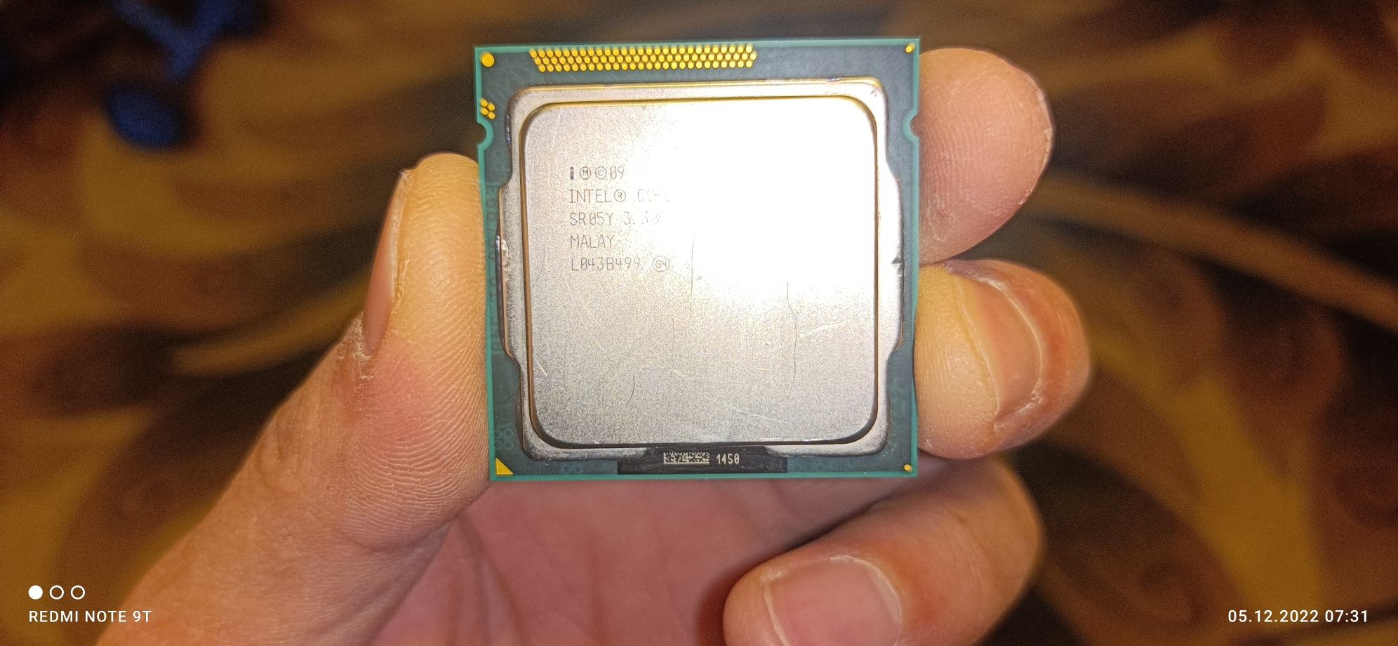 Intel core i3 sotiladi