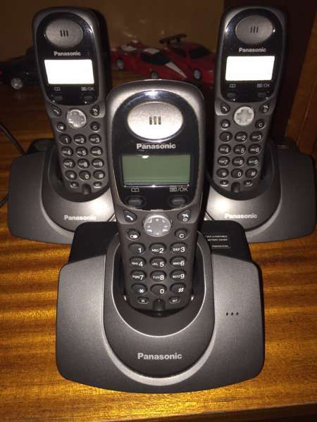 Телефони панасоник KH-TG1100FX