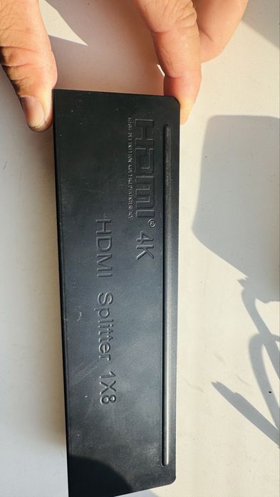 Продам Сплитер состояния хороший на фоте модель  стоит гугл пробейте в