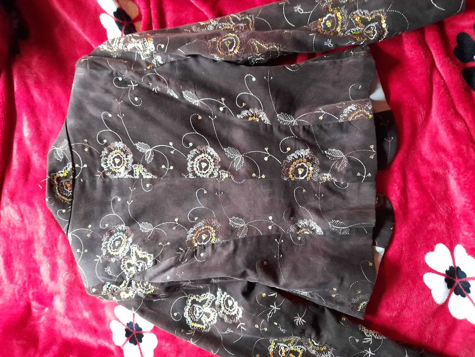 Sacou dama, de gala, catifea maro cu broderie cu paete, captusit, M