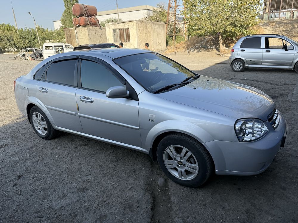 Lacetti A/T 2013 yaxshi holatda