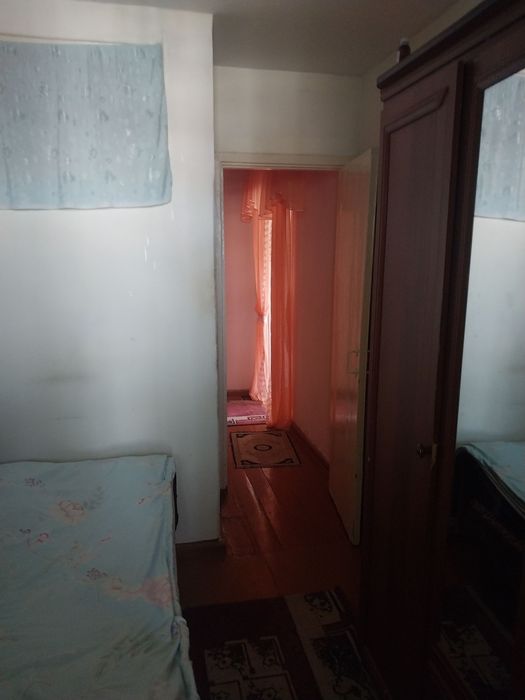 Квартира 1 ком. Переделанный на 2 х ком в г. Янгиюль Артикова. 4 этаж