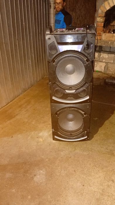 Vand Urgent Boxa Akai stare buna 1.500 lei usor negociabil