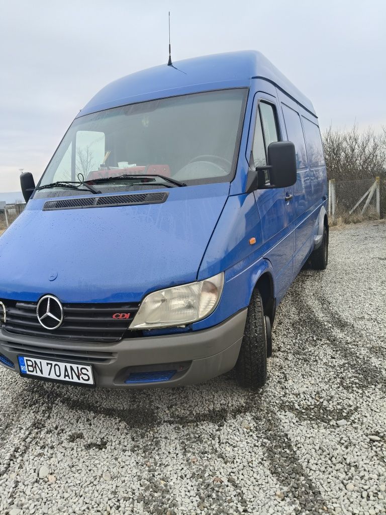 Mercedes sprinter