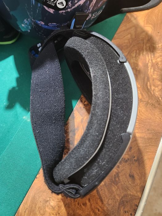 Ски каска Roxy с очила