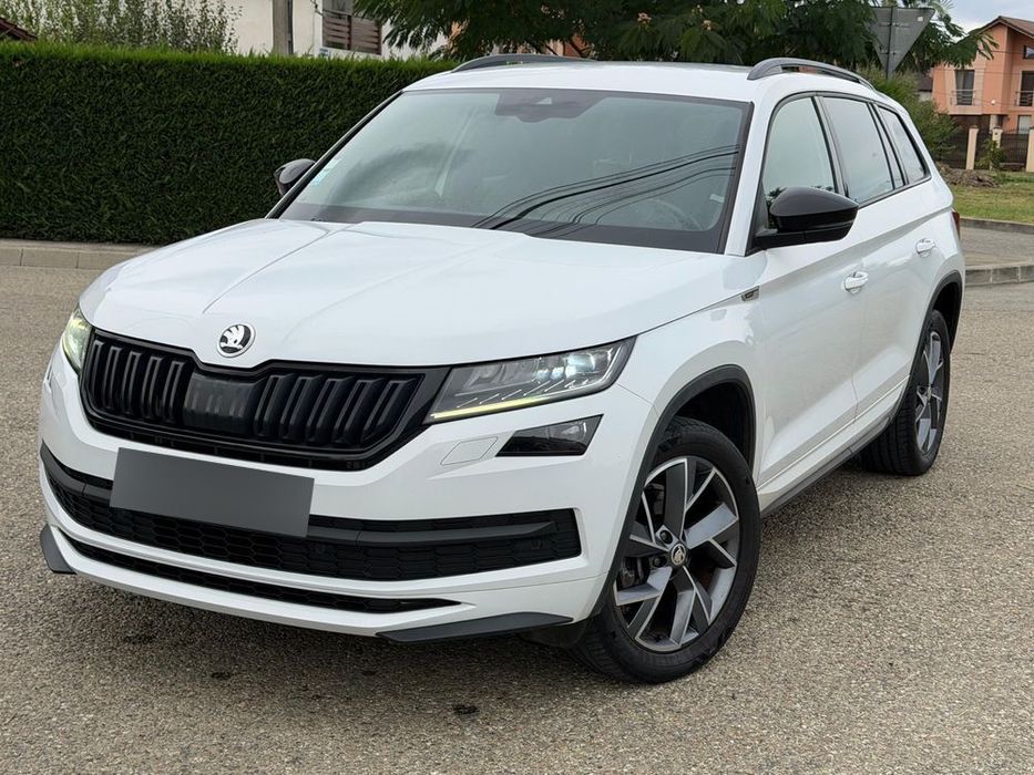 Skoda Kodiaq Sportline/ 2021/ 7 locuri/ Shadow Line/ Distronic