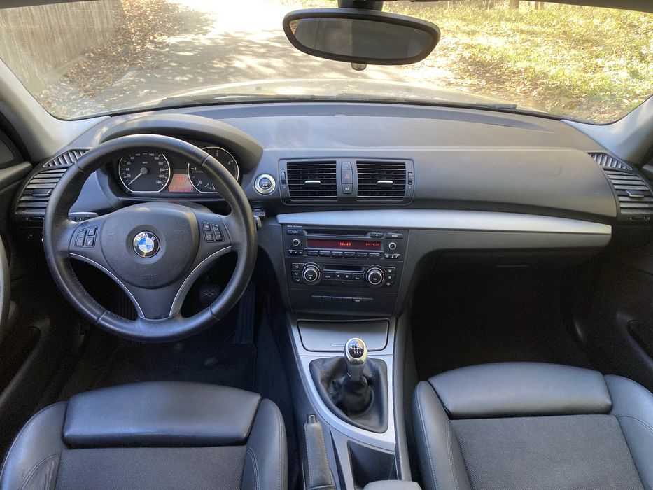 Bmw seria 1 2.0d 177cp an 2011 M Pack