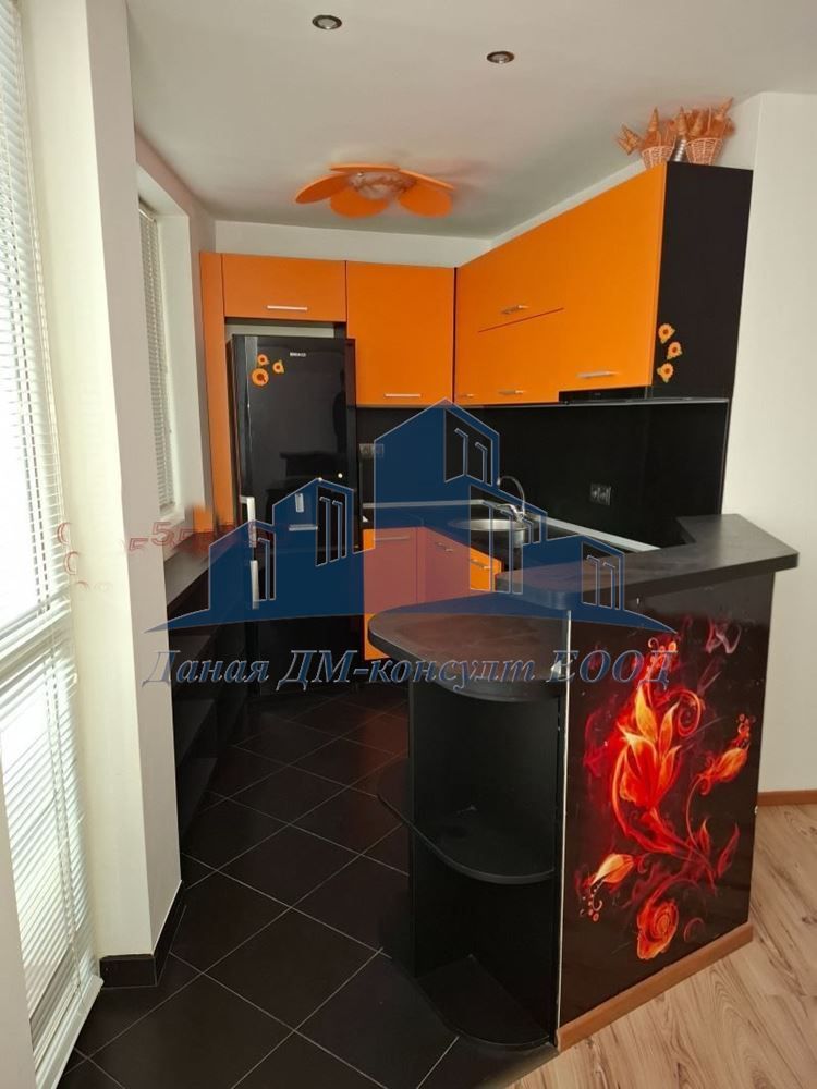 Продава се Тристаен апартамент в Шумен, Болницата - 73 кв.м за 1328 €/кв.м - Снимка #7