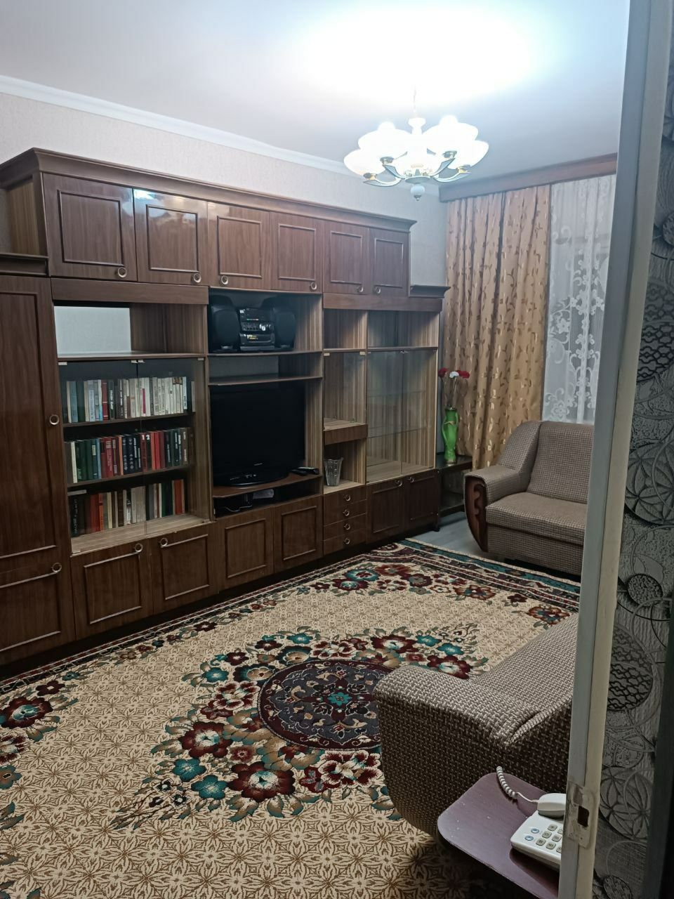 Сдаю 2х ком квартиру 1 этаж Спутник 4 Ярмарка Метро