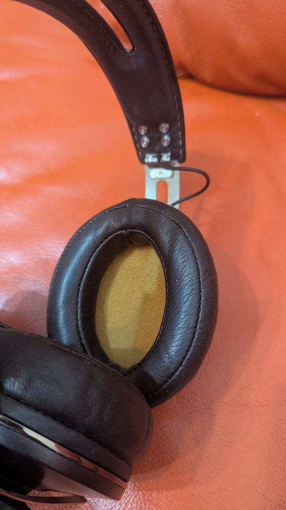 Casti Sennheiser Momentum M2 over-ear impecabile