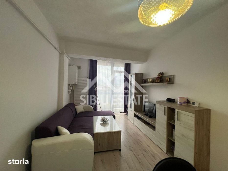Apartament de vanzare, 2 camere mobilat utilat, bloc cu lift
