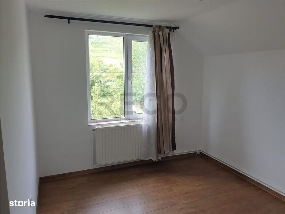 RECO Casa de Vanzare cu etaj, Zona Dealuri, Oradea
