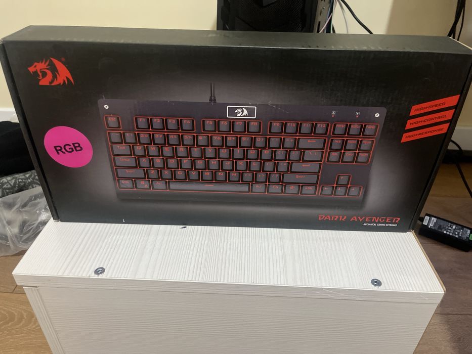 Клавиатура Red Dragon Dark Avenger