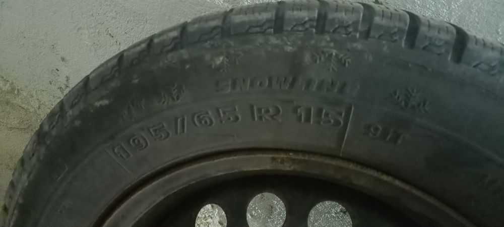 Genti auto + Anvelope 195/65 R15