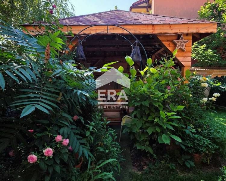 Продава се Къща в Хасково, Дружба 1 - 262 кв.м за 1489 €/кв.м - Снимка #9