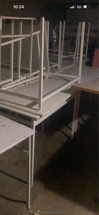 Продам столы со скамьями для столовой