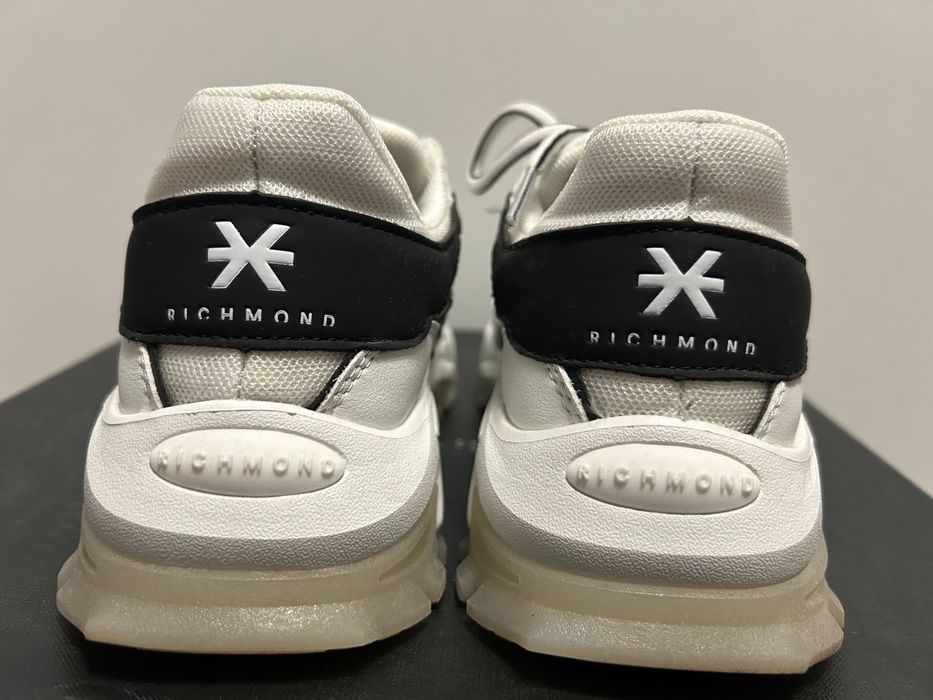 Дамски маратонки John Richmond