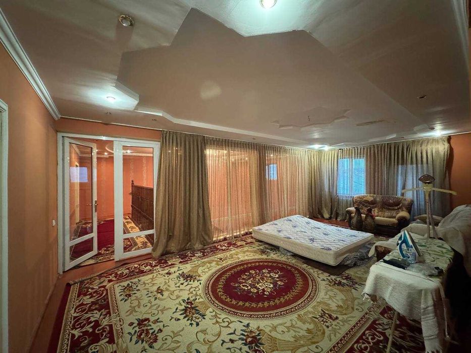 V1825 Продается дом на улица янгиобод  460м2