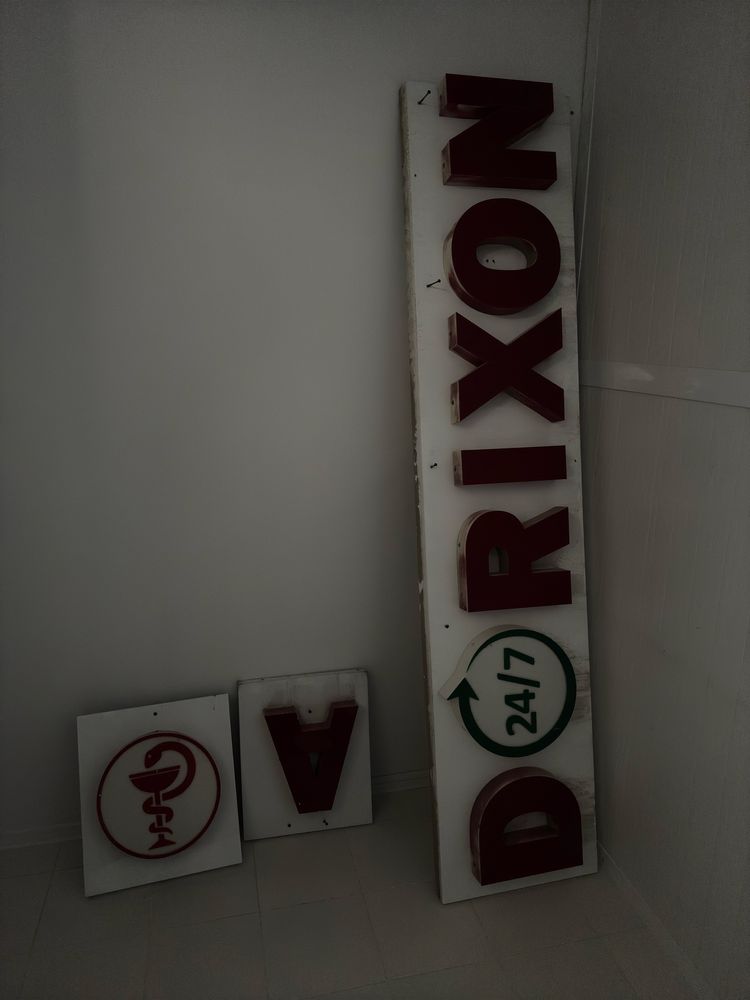 dorixona bukvalar yonadi xammasi xolati zor