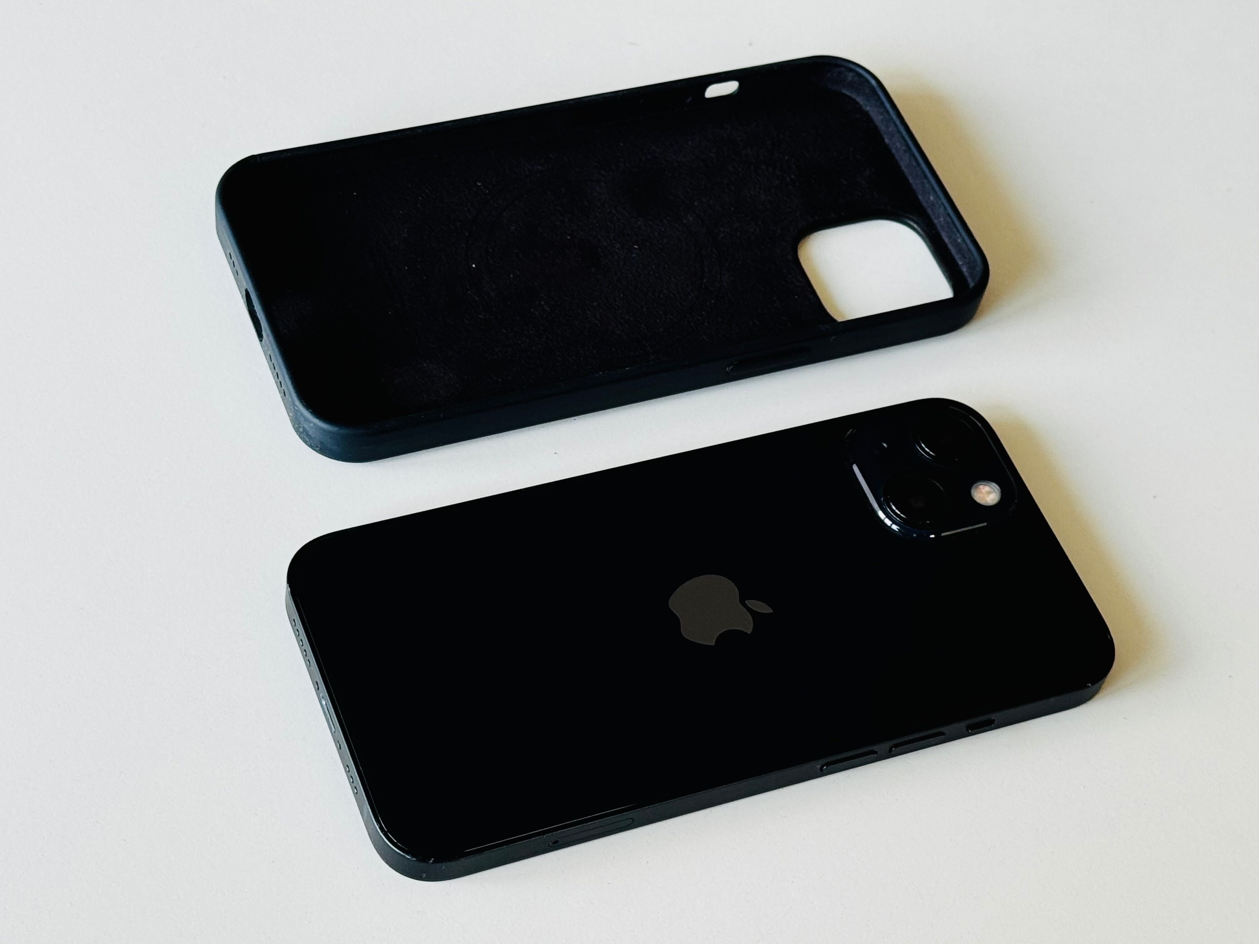 Iphone 13 128GB Black 98% Батерия Гаранция 6 месеца